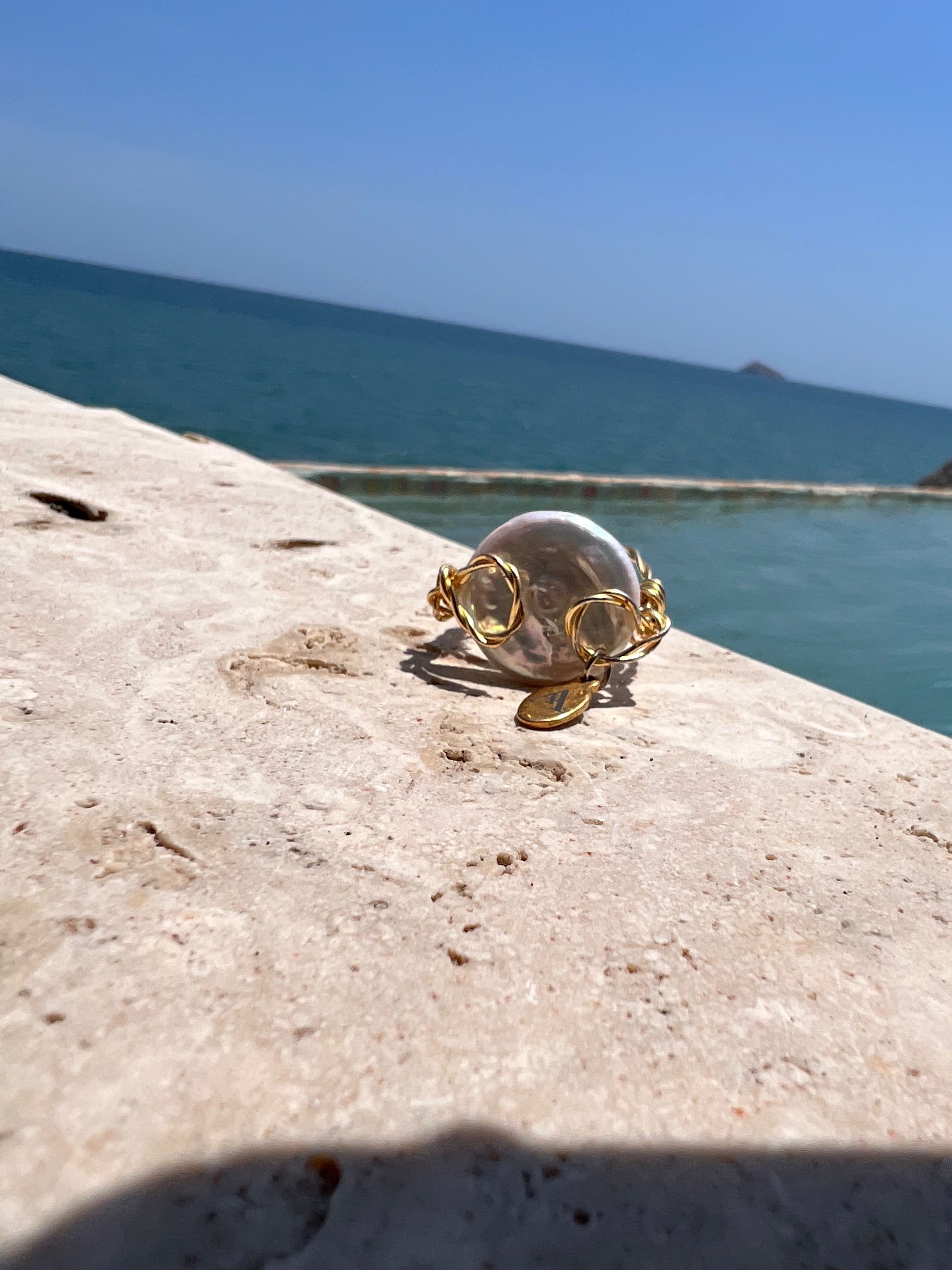 Anillo Knot - Madre Perla
