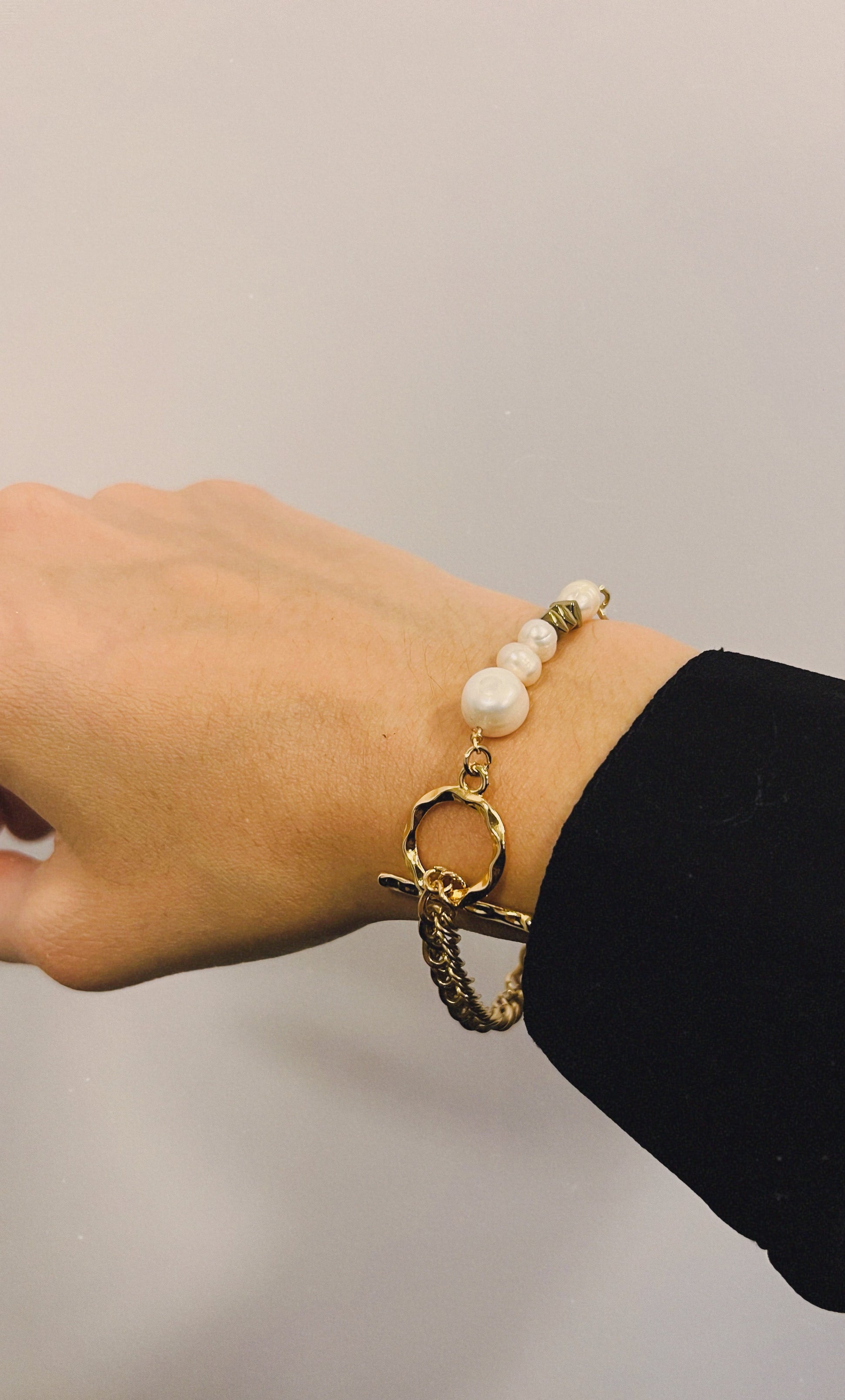 Brazalete o 1/2 Collar "Nacre" - Perlas de río