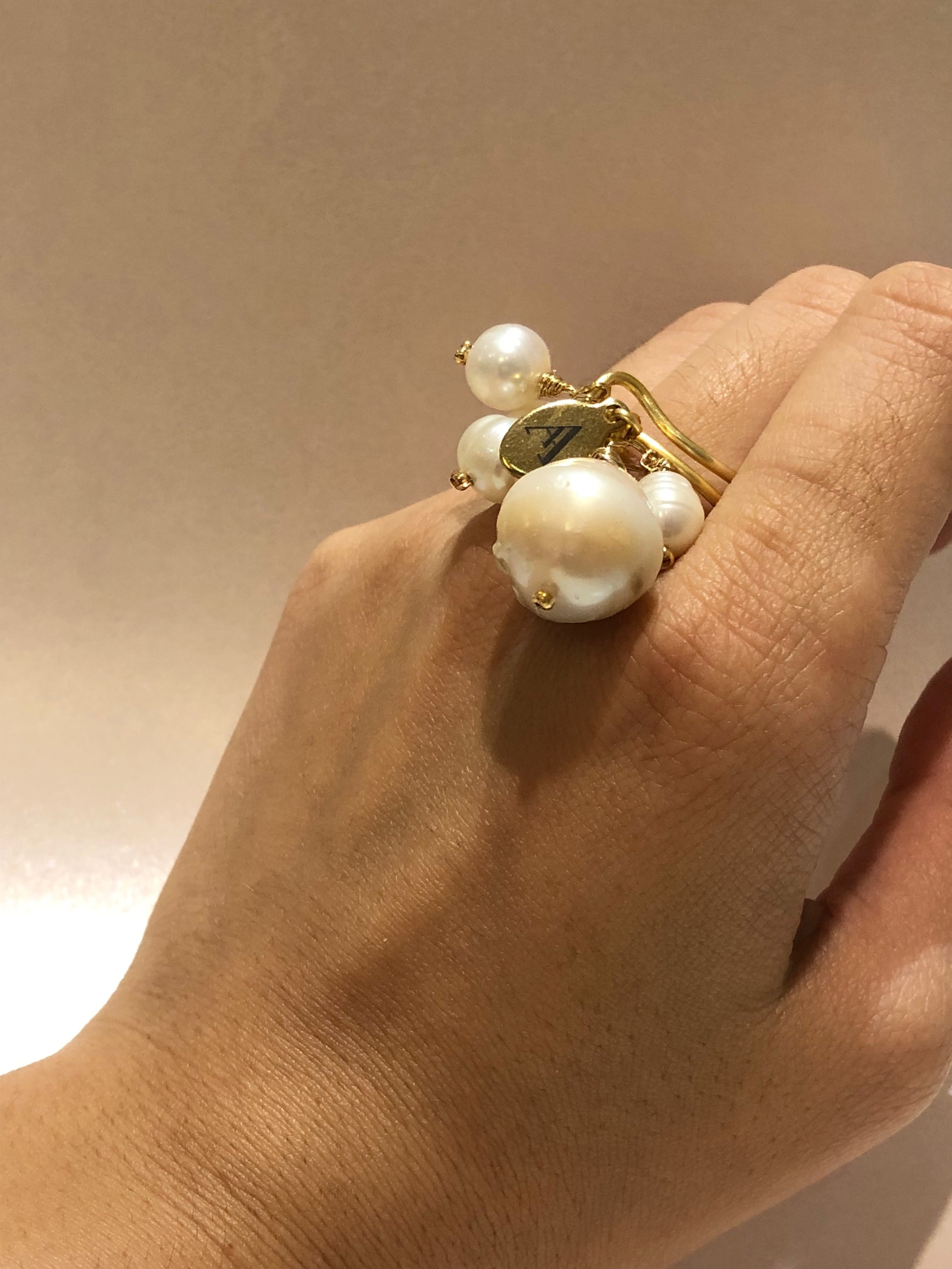 Anillo Loom (Ajustable)- Perlas Mixtas